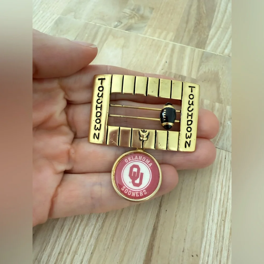 Oklahoma university brooch pin touchdown gold tone with sliding football
